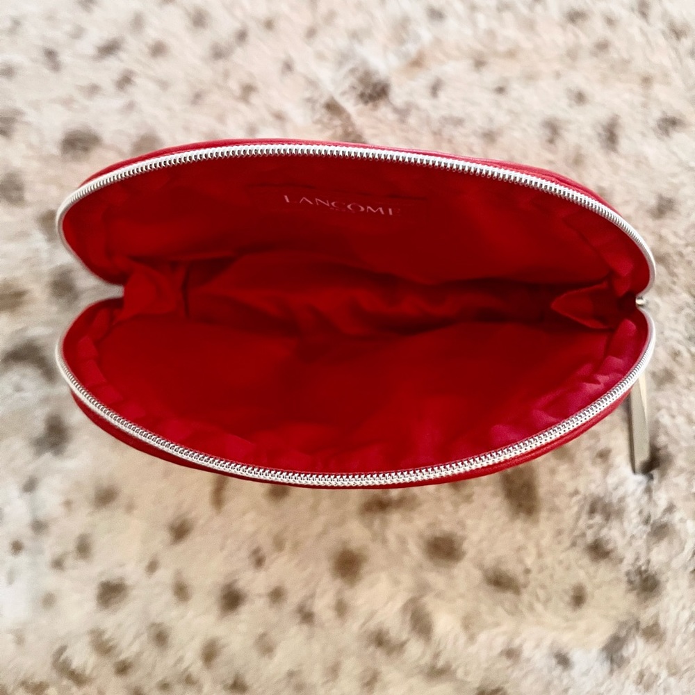 💋NWOT Lancôme Red Makeup Bag with Lips💋 - Picture 4 of 9
